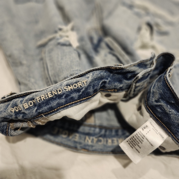 American Eagle Outfitters Light Blue Distressed Jean Shorts - Picture 3 of 3